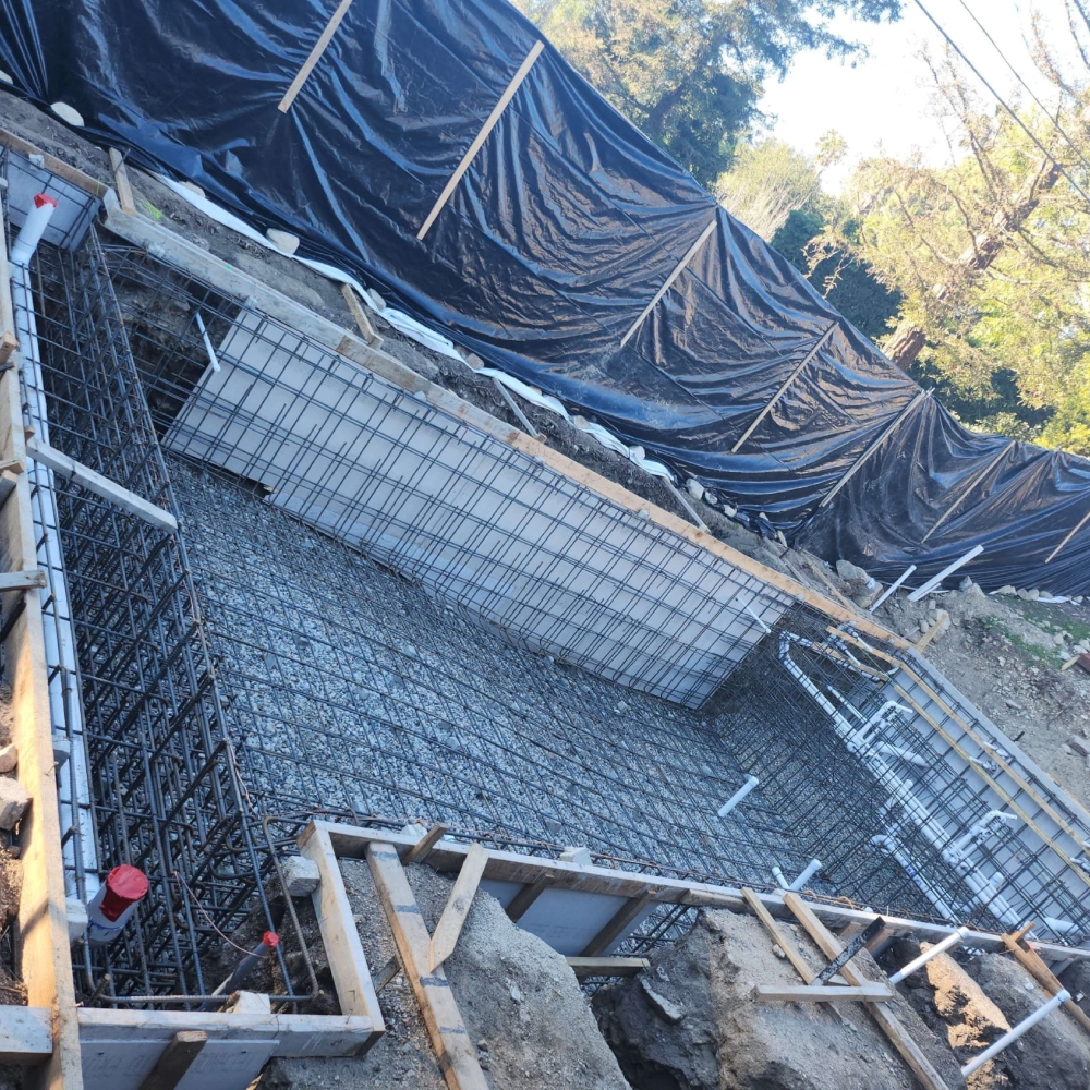  SHOTCRETE FOR SWIMMING POOLS